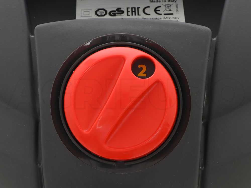 مكنسة كهربائية شفط مياه وأتربة 3 موتور 65 لتر ويندي WINDY 365 IR - صورة 15